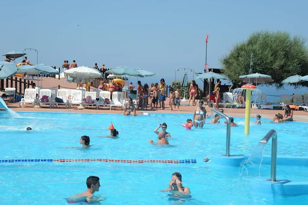Residence Aquafantasy Isola Rossa 3*, Isola Rossa (Sassari)